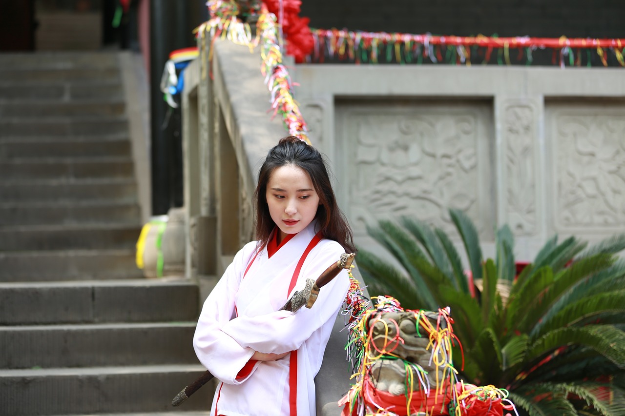 解昕怡(哪位明星是农历七月二十七生日)