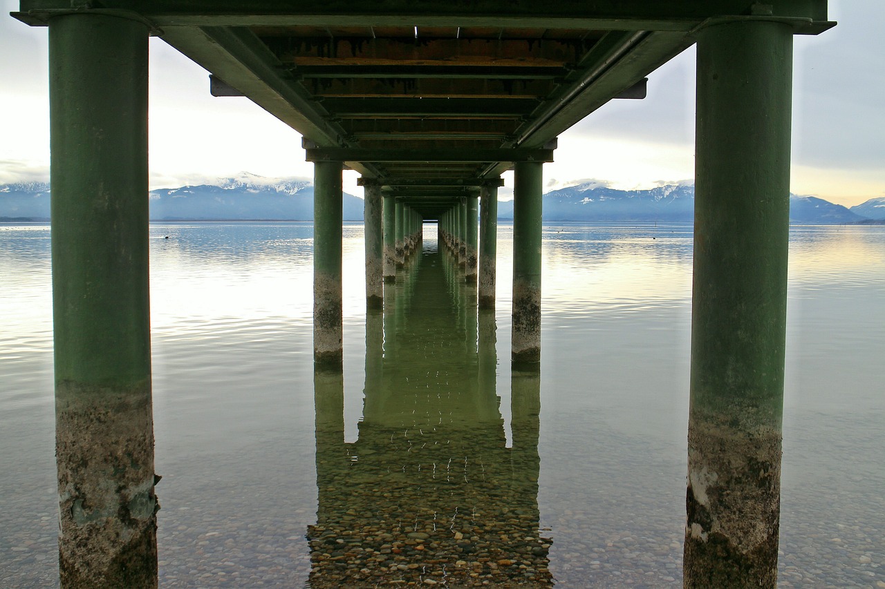 胶州湾跨海大桥(胶州湾大桥桥墩有多深)
